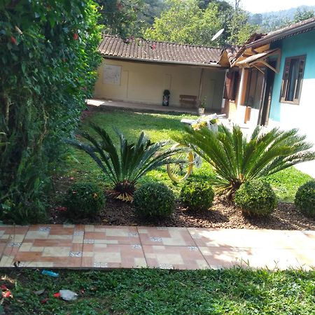 Suites Portal Do Bosque Висконди-ди-Мауа Экстерьер фото